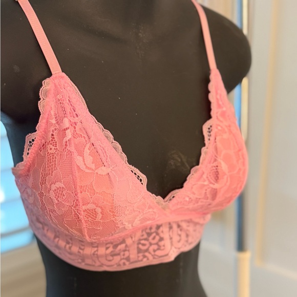 Juicy Couture Other - 🩷 Juicy Couture Pink Lace Padded Bralette Bra Size Medium